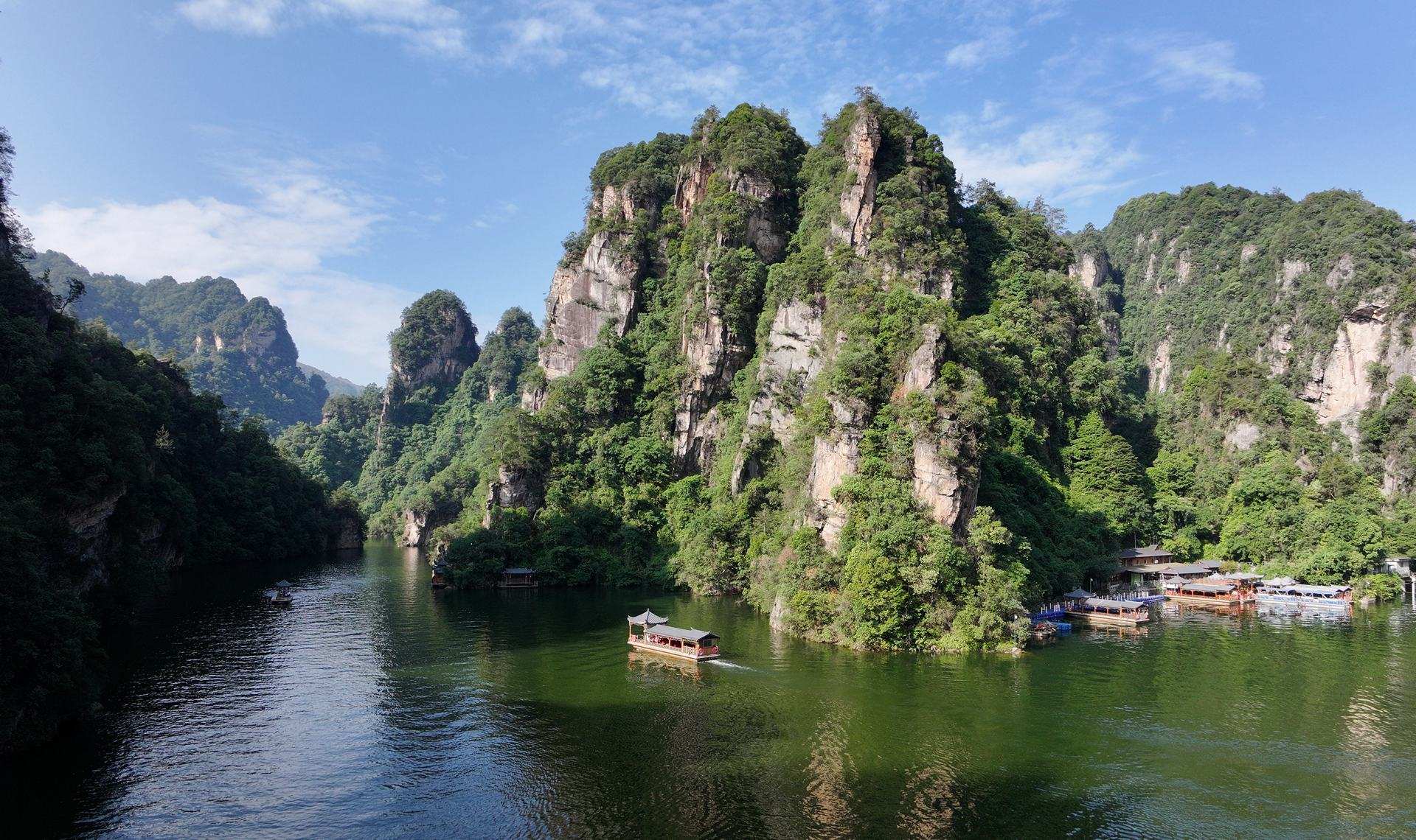 宝峰湖